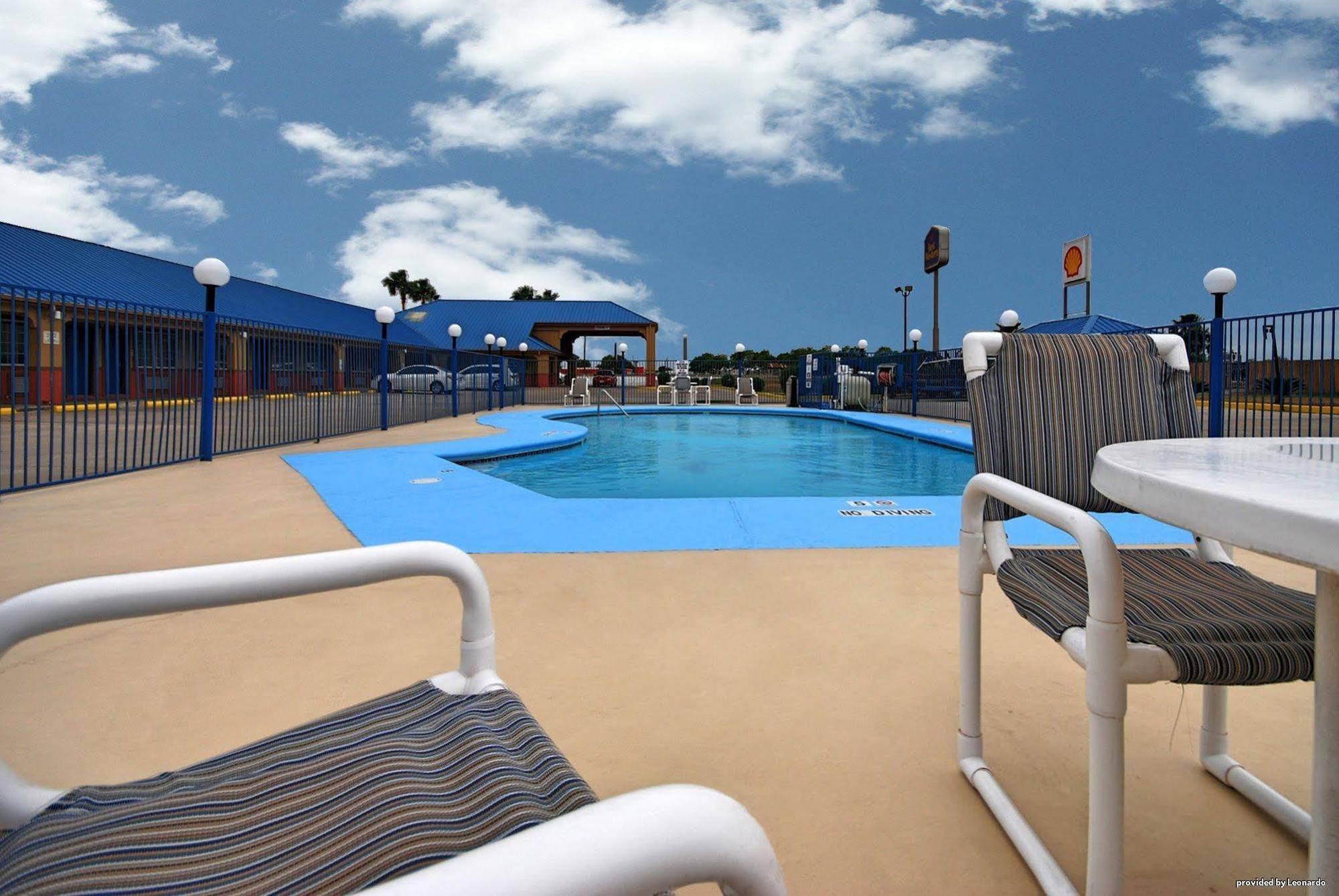 Americas Best Value Inn Sinton Buitenkant foto